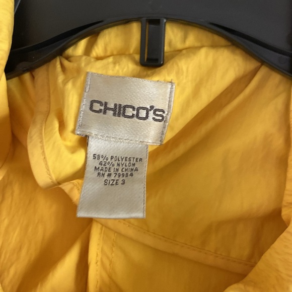 Yellow Chicos wind breakers. Size 3. Some small spots (shown) - Picture 2 of 5